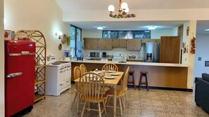 Dining - The most sought-after chalet, Amatitlan (Amatitlan)