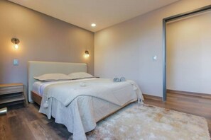 2 chambres, fer et planche à repasser, Wi-Fi, literie fournie