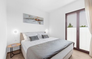 4 Schlafzimmer, Reisekinderbett, kostenloses WLAN, Bettwäsche