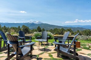 Property grounds - HUGE VIEWS + LUX Finishes Outside Aspen (Basalt)