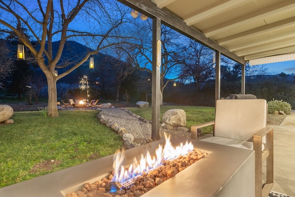 Property grounds - Three Oaks - Perfectly designed nature escape! (Three Rivers)