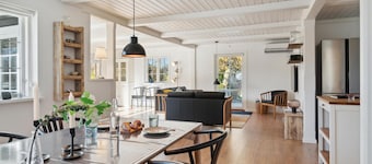 Beautiful home in Samsø with WiFi