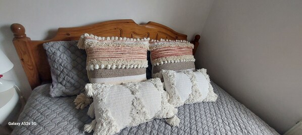 Apartment | 1 bedroom, iron/ironing board, free WiFi, bed sheets - Coventry 1bed Apartment -privategarden-freeparking (Coventry)