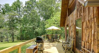 Cozy Georgia Abode w/ Deck, Fire Pit & Lake Access