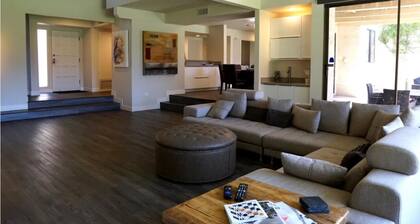 Modern Mission Hills Country Club Townhome