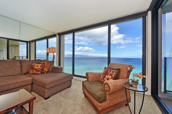 TV - Deluxe 1 Bedroom Oceanfront Condo - Mahana 1217 (Lahaina)