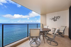 Outdoor dining - Deluxe 1 Bedroom Oceanfront Condo - Mahana 1217 (Lahaina)
