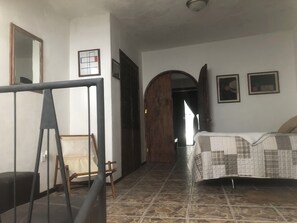 2 chambres, fer et planche Ă  repasser, Wi-Fi, literie fournie