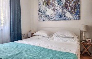 2 bedrooms, free WiFi, bed sheets