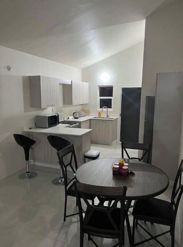 Private kitchen - AROMA Residence 2 bedroom house (Portmore)