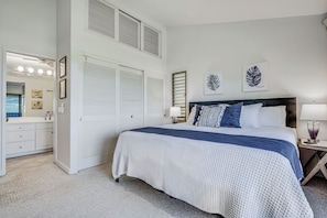 2 bedrooms, desk, iron/ironing board, travel crib