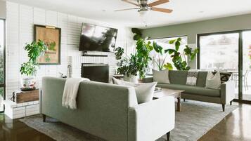 Smart TV, fireplace, table tennis, books