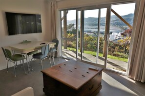 Interior - Views-For-Ages-Apartment (Nelson)