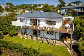 Exterior - Views-For-Ages-Apartment (Nelson)