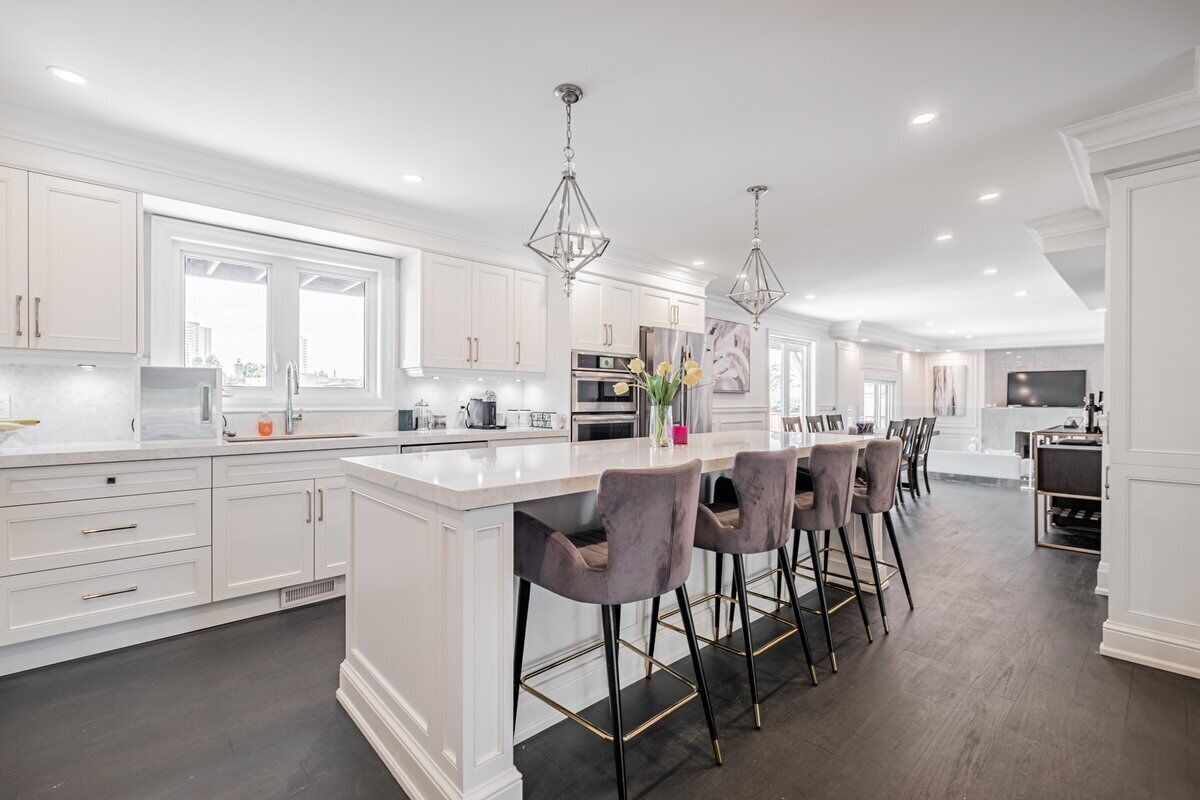 Geladeira, micro-ondas, fogão, cooktop