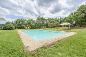 Outdoor pool - Villa Boschetto By MMega (Montepulciano)