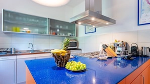 Private kitchen - Exclusive Duplex Apartment with pool and view (Strognano)