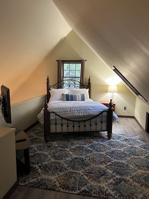 Room - Quietside Meadow-2 bedroom home on 15 acres, located on the quietside of MDI. (Tremont)