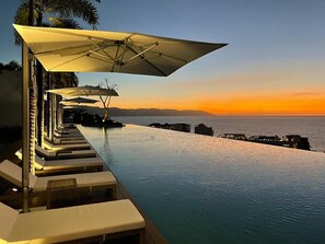 Outdoor pool - SOHO PV PUERTO VALLARTA  (Puerto Vallarta)