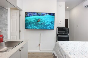 Bügeleisen/Bügelbrett, WLAN, Bettwäsche