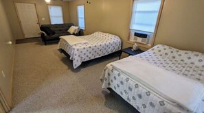 2 soveværelser, gratis Wi-Fi, sengetøj, adgang for kørestole