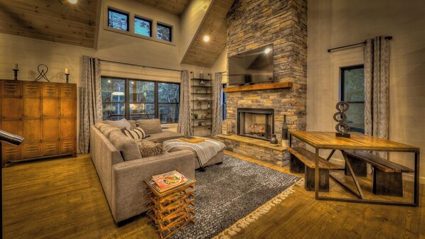 Smart TV, fireplace, computer monitors