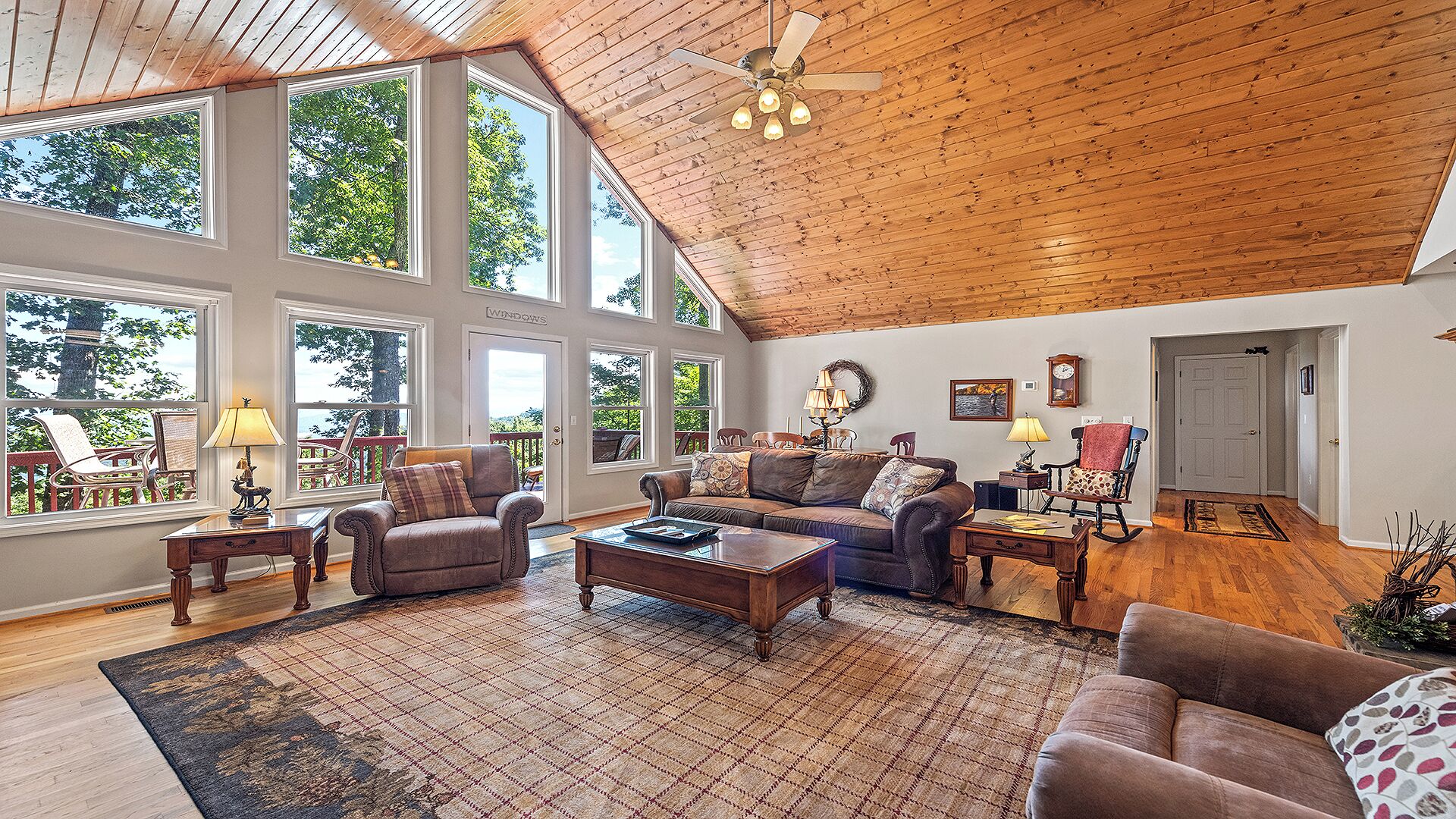4,000ft In Elevation With Layered Mtn Views, Hot Tub, Wifi, Firepit, And Privacy - Lake Junaluska, NC