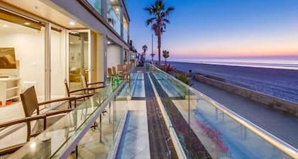 Ocean Front * 2 Levels * Exclusive patio