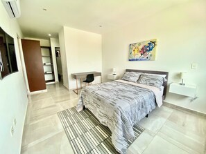 2 slaapkamers, een strijkplank/strijkijzer, wifi, beddengoed