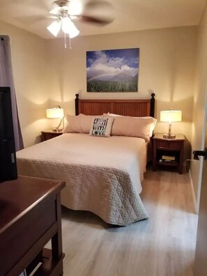 2 bedrooms, desk, iron/ironing board, travel cot