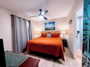2 bedrooms, desk, iron/ironing board, travel cot