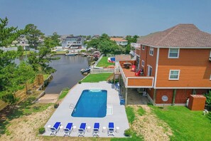 Pool - Saltwater Charm | 995 ft. to the Beach | Private Pool (Virginia Beach)