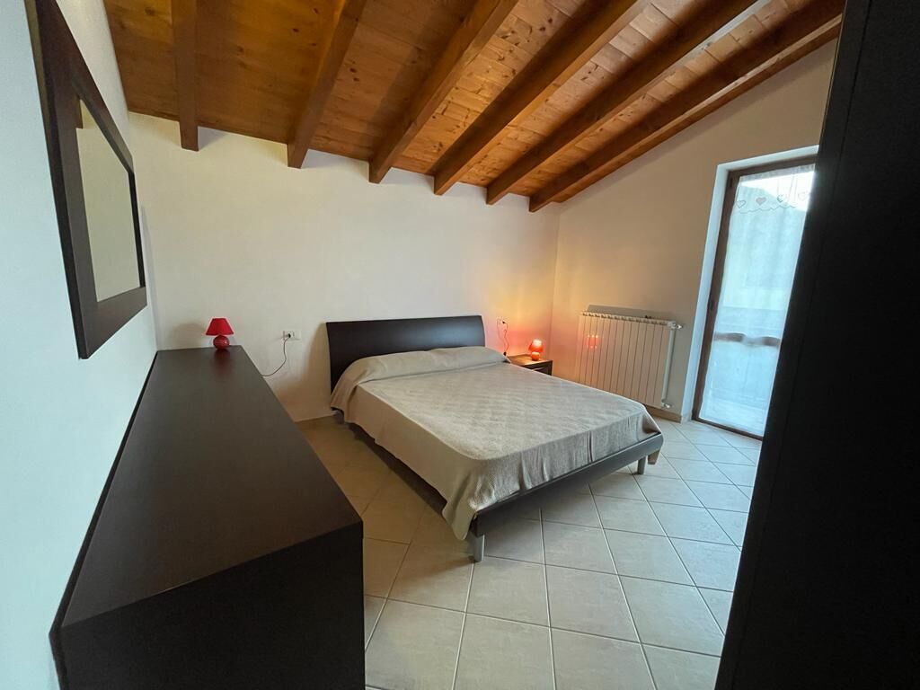 3 bedrooms, free WiFi, bed sheets, wheelchair access