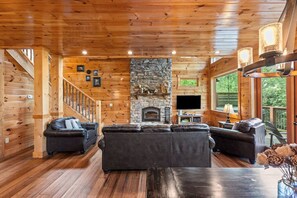 تلفزيون، مدفأة