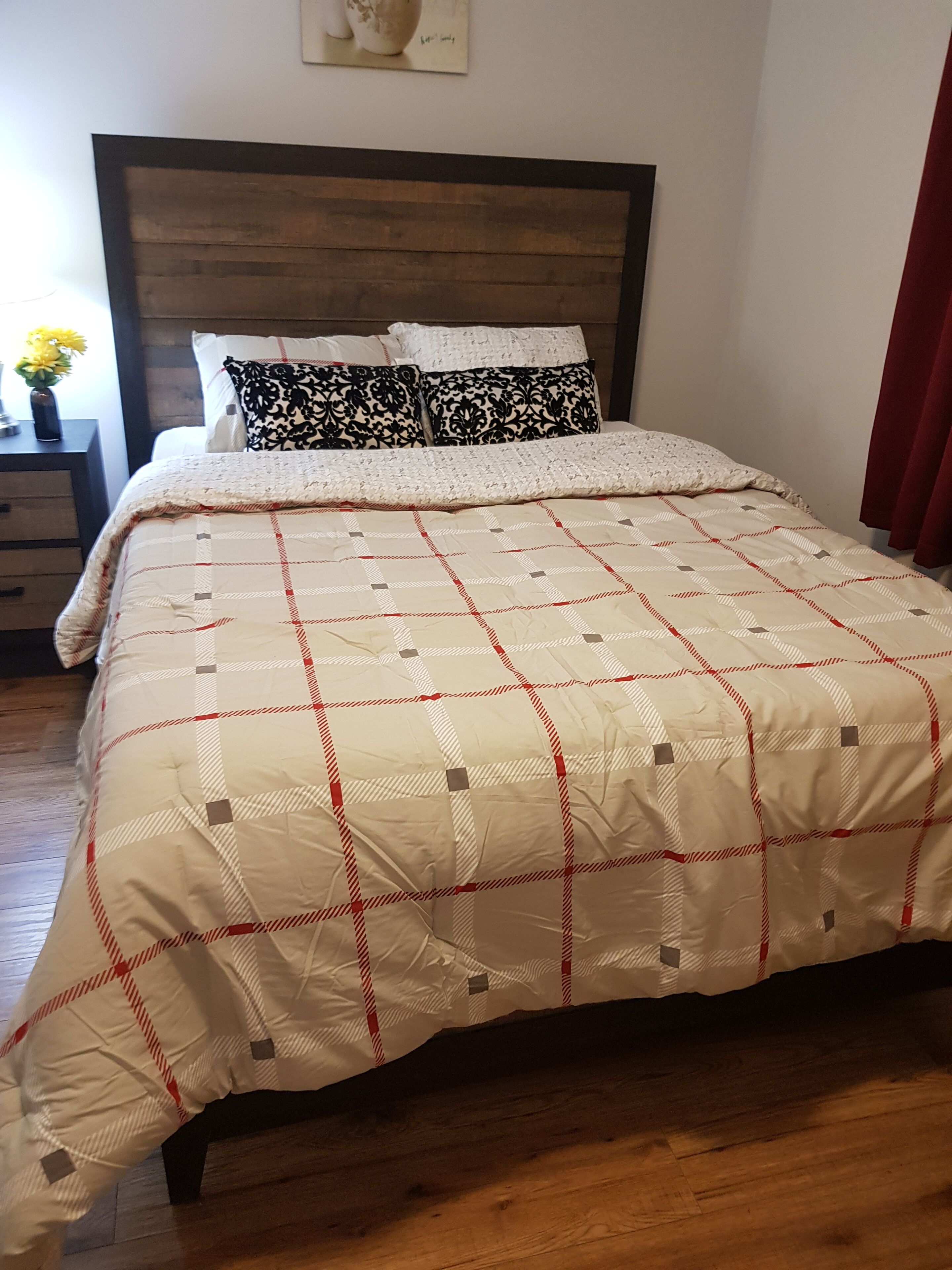 2 chambres, bureau, fer et planche à repasser, Wi-Fi gratuit