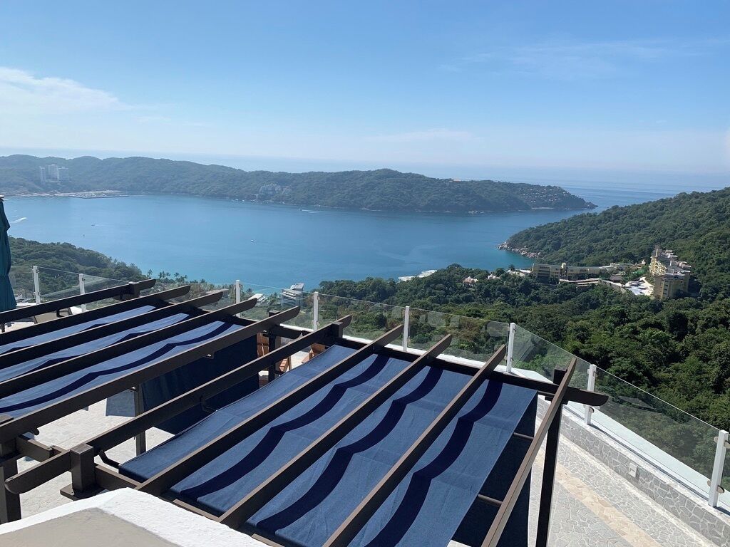 Panoramic Apartment, 4 Bedrooms, Non Smoking, Bay View | Living area