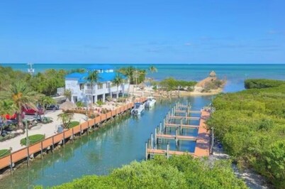 Condo with Pool and Beach Access