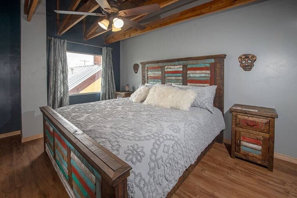 Boutique loft @ Alpine City Place | Hotel and Bar