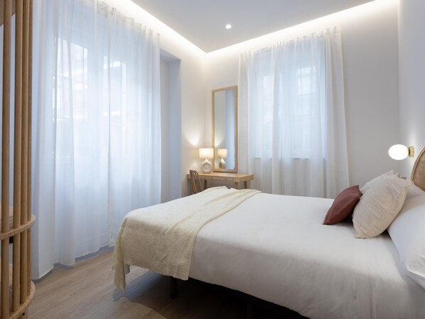 2 makuuhuonetta, silitysrauta/-lauta, internet, vuodevaatteet