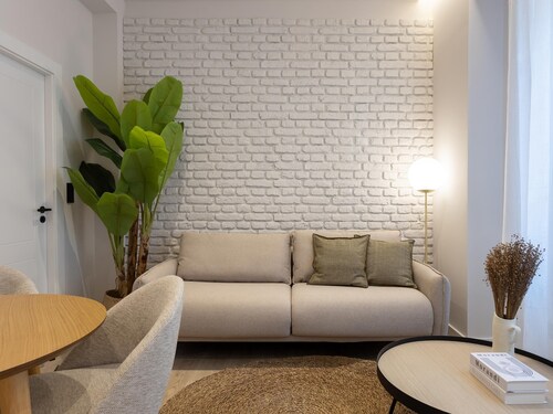 Meraki Suites (2 Rooms)