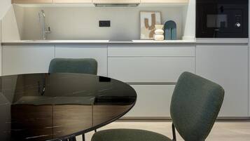 Fridge, microwave, coffee/tea maker, toaster