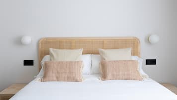 2 bedrooms, iron/ironing board, Internet, bed sheets