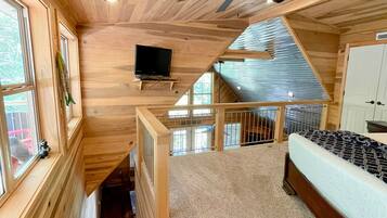 2 habitaciones, tabla de planchar con plancha y cuna de viaje