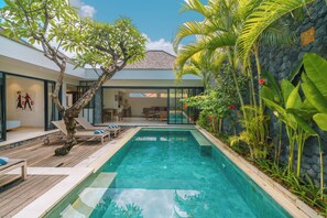 Outdoor pool - Villa Anahata (Seminyak)