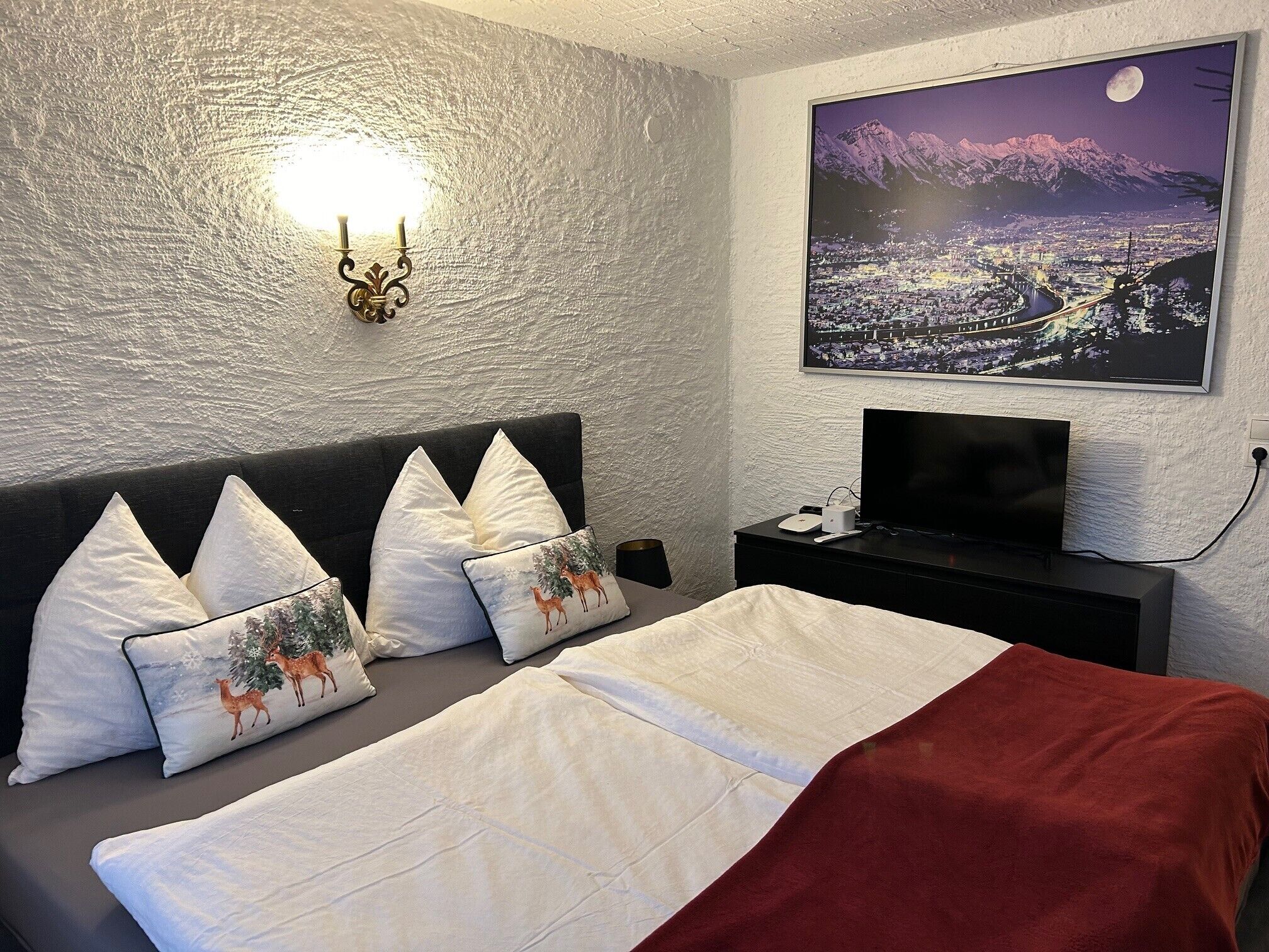 1 chambre, fer et planche à repasser, Wi-Fi gratuit, draps fournis