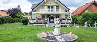 Holiday Apartment 'Ferienwohnung Marianna' close to the Lake with Shared Garden & Wi-Fi