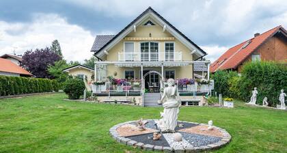 Ferienwohnung 'Marianna' in Seenähe mit Gemeinschaftsgarten und WLAN