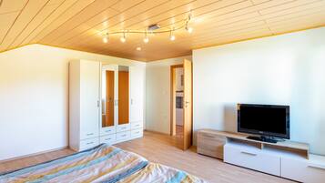 2 Schlafzimmer, Bügeleisen/Bügelbrett, kostenloses WLAN, Bettwäsche