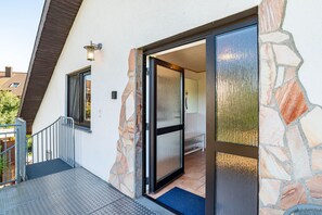 تفاصيل الفندق من الخارج