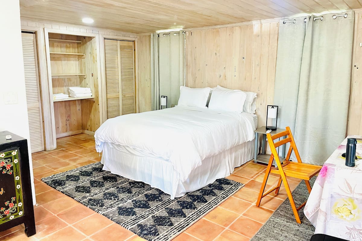 Comfort studio suite | 1 slaapkamer, donzen dekbedden, een kluis op de kamer